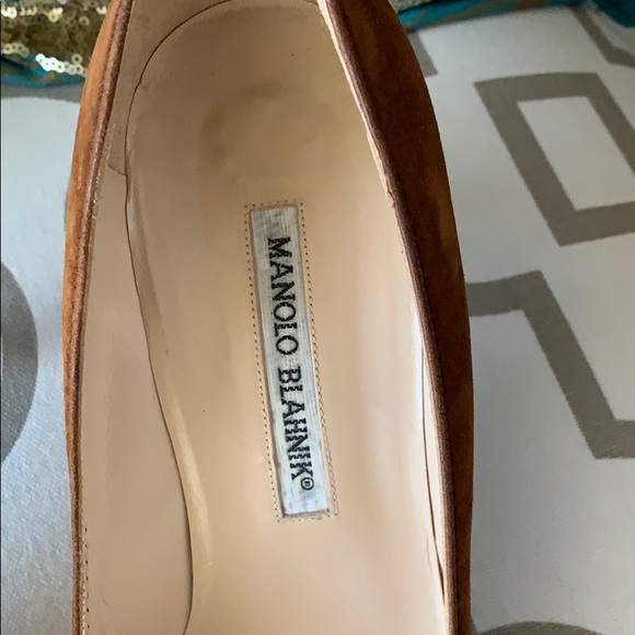 Manolo Blahnik pumps - Picture 3 of 13